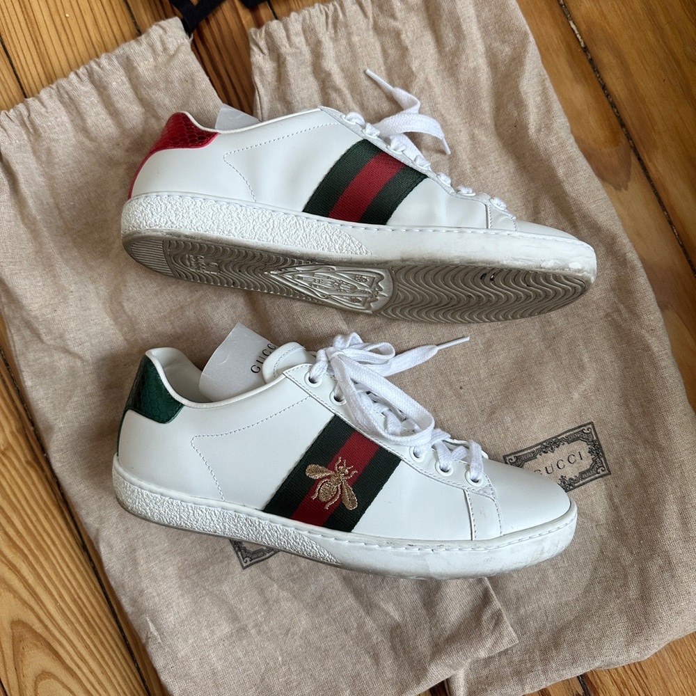 Like new gucci ace women’s sneaker! - Picture 2 of 8